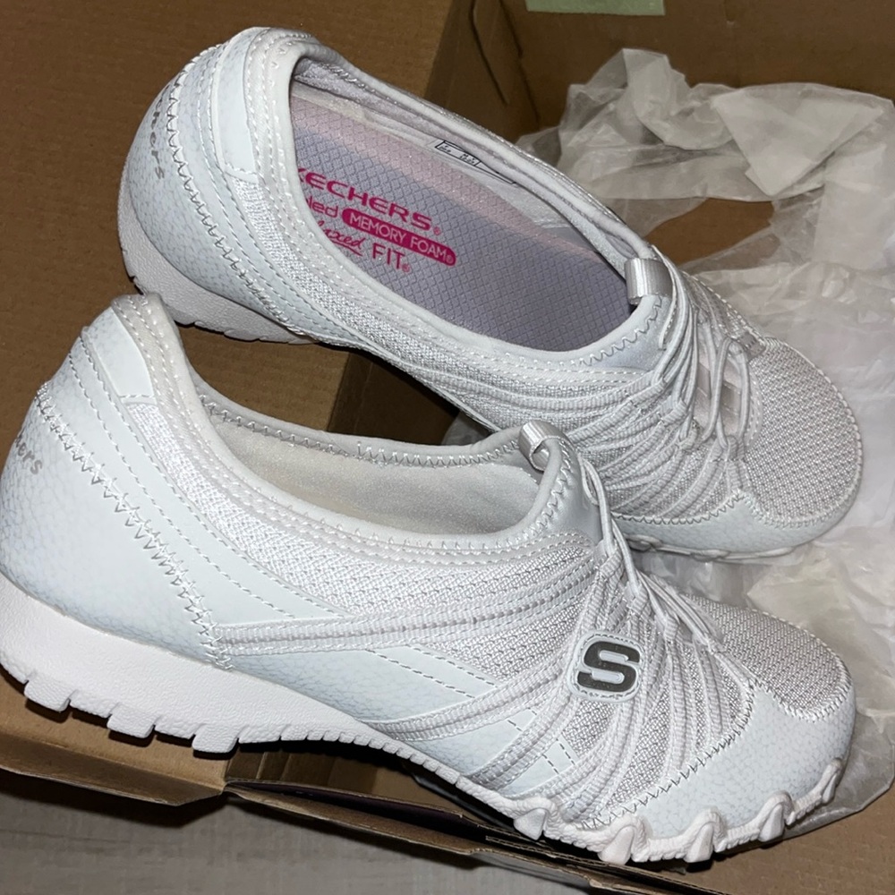 Skechers Bikers Lite Relive White Ballerina Sneaker Type Flat Shoe